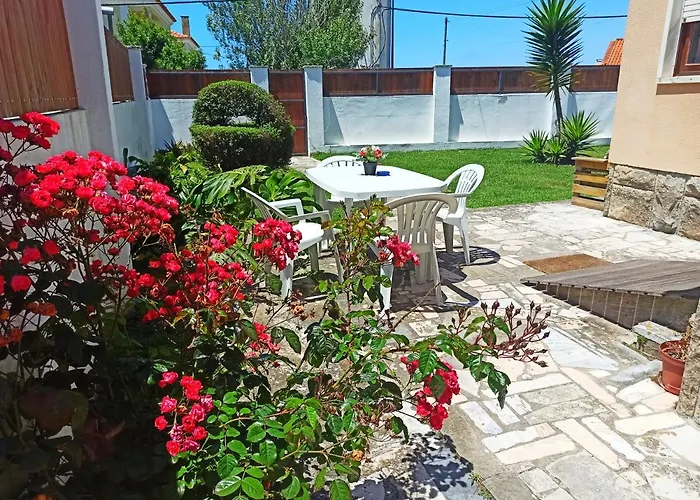 Beach House With Garden