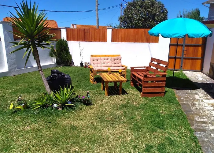 Beach House With Garden